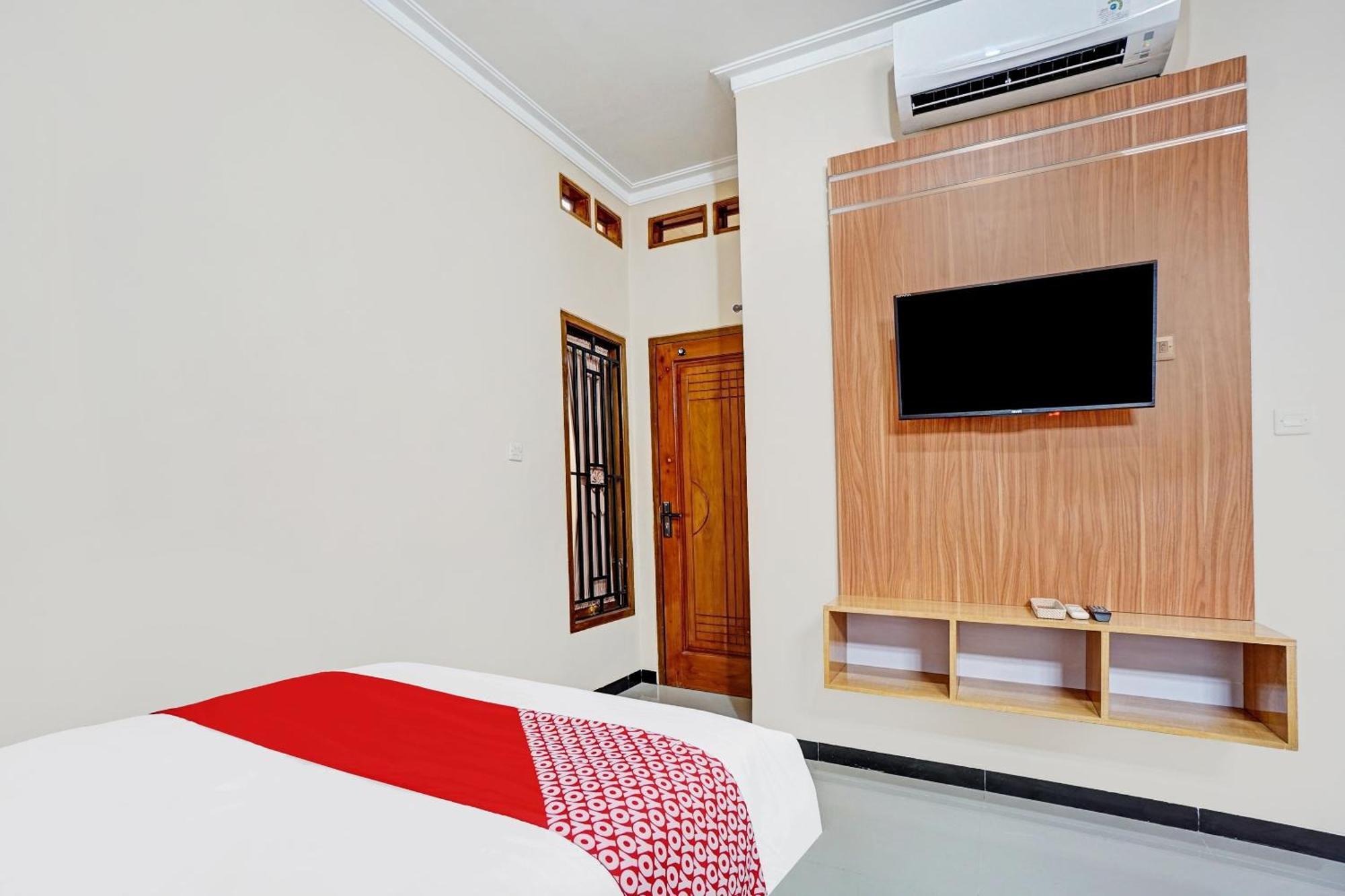 Avisha Guest House Syariah Μαλάνγκ Εξωτερικό φωτογραφία