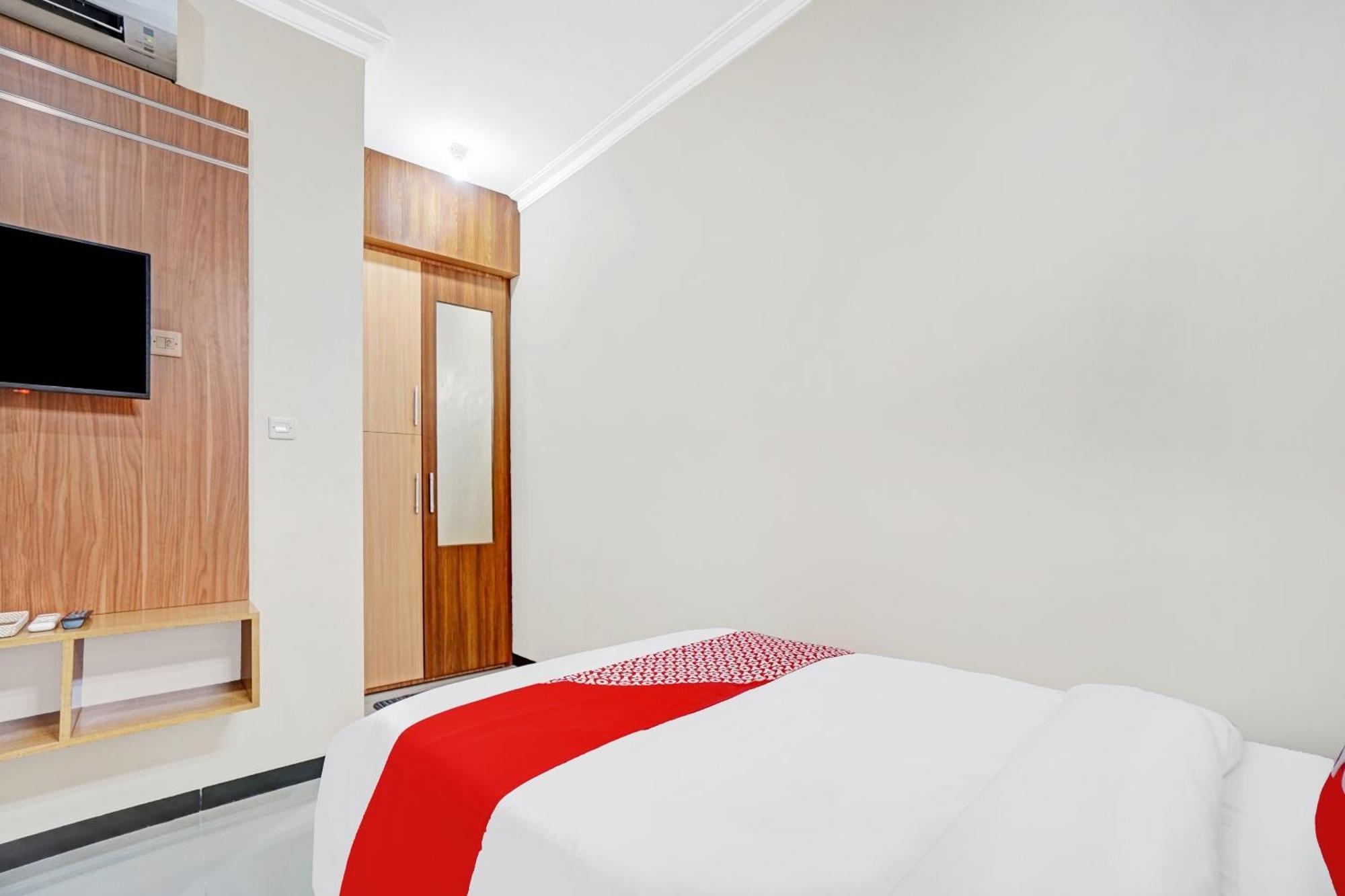 Avisha Guest House Syariah Μαλάνγκ Εξωτερικό φωτογραφία